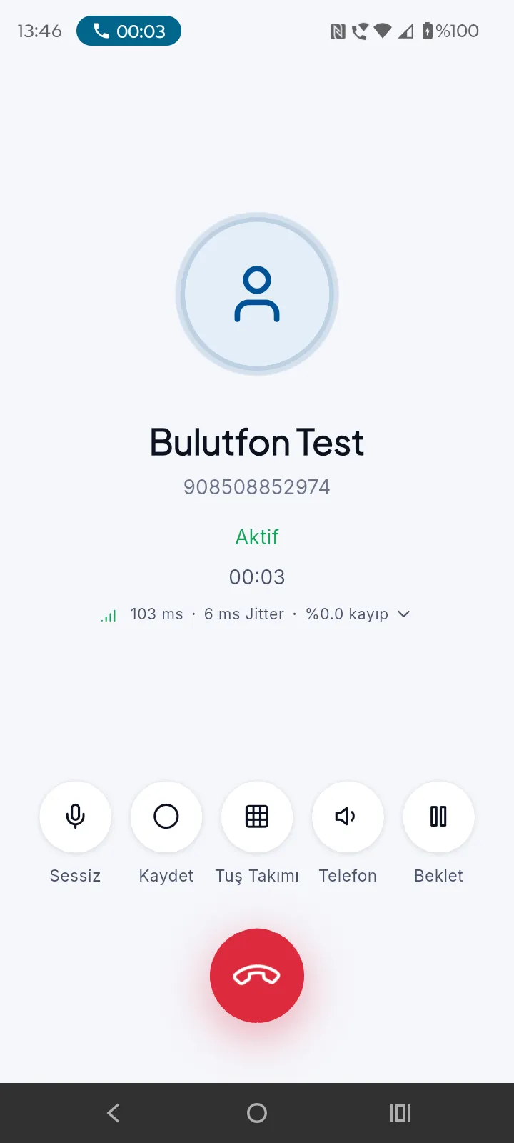 Bulutfon Plus aktif çağrı ekranı — kişi adıyla görüşme, sessiz, kaydet ve ses çıkışı kontrolleri